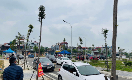 Đầu tư bất động sản: F0 từng liều ăn nhiều nhưng rồi gánh nợ khi thị trường quay đầu