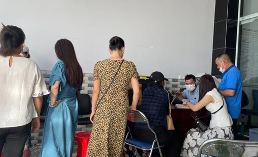 Môi giới rút khỏi thị trường tỉnh, nhà đầu tư "mắc kẹt" vì không ra được hàng