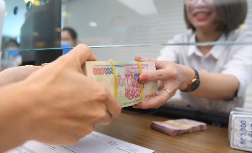 Lãi suất OMO giảm về 4%/năm