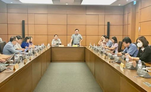 Đại biểu Quốc hội "lắc đầu" quy định bắt buộc mua bán bất động sản phải qua sàn