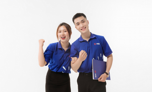 Doanh nghiệp nào đang sở hữu nhiều chương trình hấp dẫn nhất với nguồn lực trẻ, nguồn lực công nghệ?