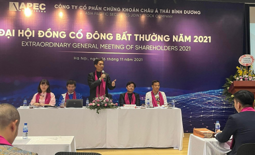 Bắt tạm giam Tổng giám đốc Chứng khoán Apec Nguyễn Đỗ Lăng cùng 4 bị can