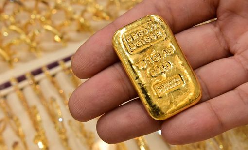 Tiếp tục bị bán, vàng rớt giá xuống ngưỡng thấp mới