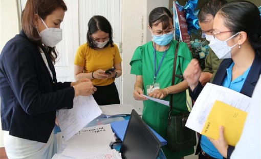 Từ ngày 1/7, lương cơ sở, lương hưu, trợ cấp BHXH, trợ cấp hàng tháng tăng đến hơn 20%