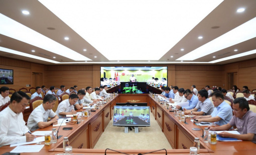 Thu ngân sách qua cơ quan thuế đang có tỷ lệ thấp nhất trong vòng 14 năm