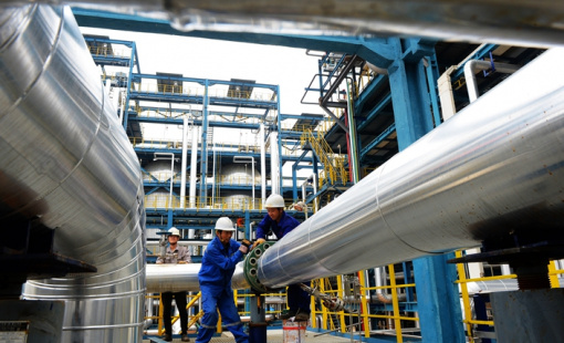 Lý do Saudi Arabia có thể phải “trả giá” với quyết định hạ rất mạnh sản lượng dầu