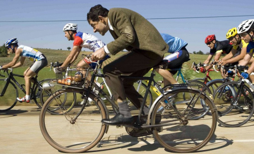 Dòng vốn FDI không ngừng đổ vào Việt Nam, vì sao tiền ngoại trên sàn chứng khoán vẫn "phập phù"?