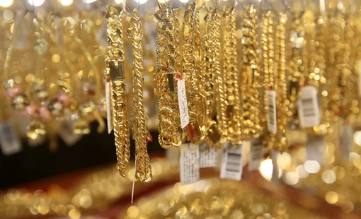 Giá USD giảm, giá vàng PNJ tăng vọt khi lạm phát Mỹ hạ nhiệt
