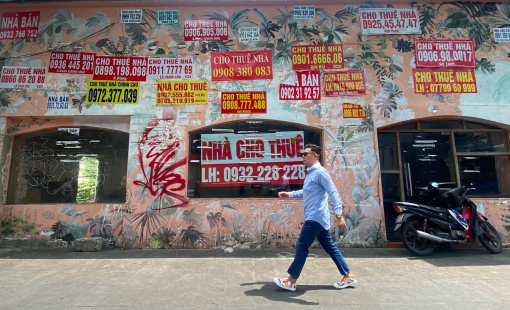 Vì sao nhiều mặt bằng đắc địa tại tuyến phố lớn bỏ trống, đồng loạt treo biển bán, tìm khách thuê?