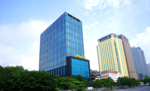 LPBank kinh doanh ra sao trong 6 tháng đầu năm?