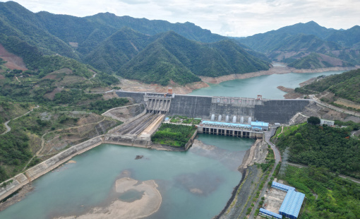 Kết quả kinh doanh ngành điện quý II/2023: Lợi nhuận “cạn” theo dòng nước