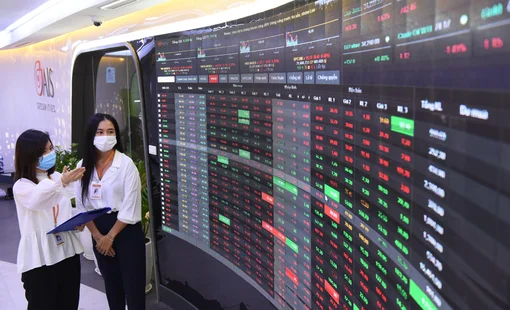 Lãi suất giảm, nhà đầu tư mạnh tay margin kéo dư nợ cho vay tăng mạnh