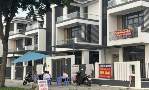 Đón nhận nhiều “chất xúc tác”, vì sao thị trường bất động sản vẫn chưa thể sôi động trở lại?