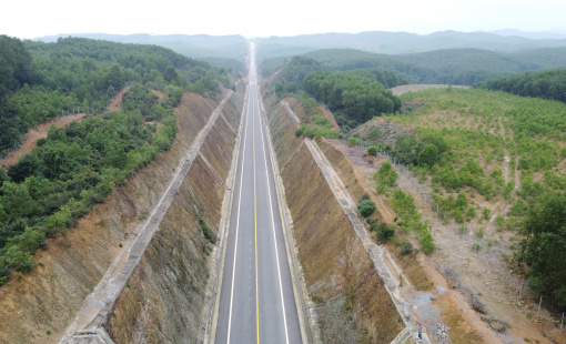 Cao tốc Cam Lộ - La Sơn sắp thoát cảnh "vùng lõm" sóng di động