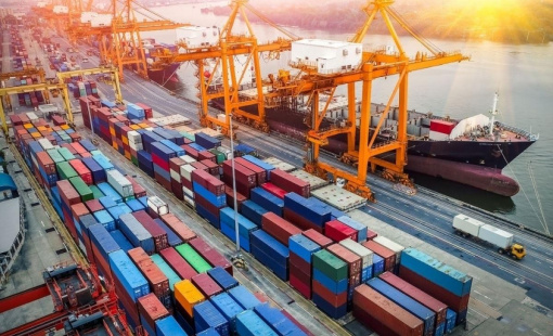 Xuất - nhập khẩu tiếp tục sụt giảm hai con số