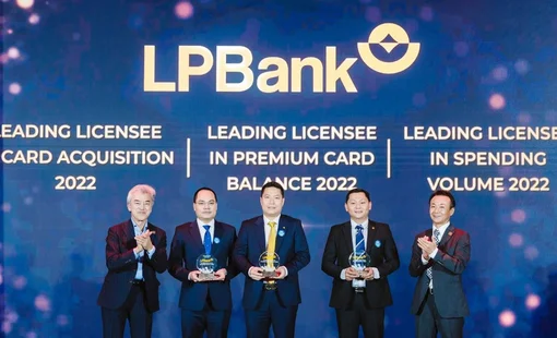 LPBank liên tiếp nhận giải thưởng lớn từ tổ chức Thẻ quốc tế JCB