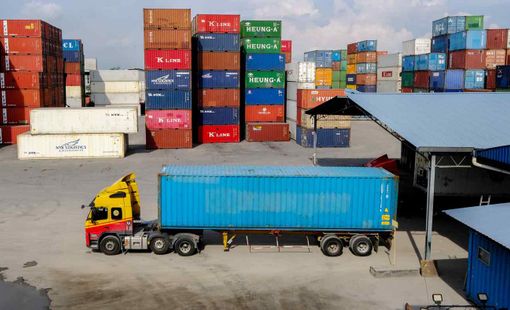 Lý do thương mại toàn cầu có thể “hạ cánh cứng” trong những tháng tới