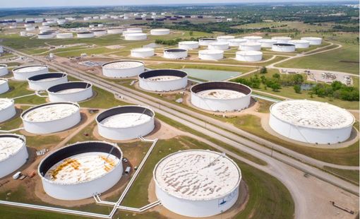 Giá dầu sụt mạnh dù dự trữ Mỹ hạ sâu nhất trong hơn 40 năm