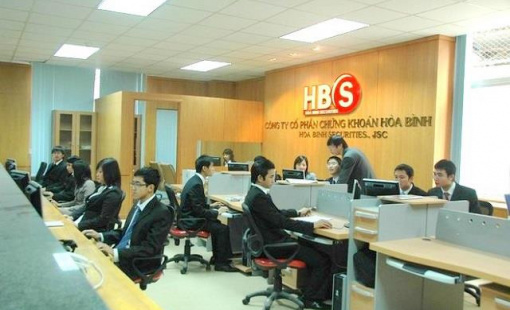 Chứng khoán Hoà Bình (HBS) có tân chủ tịch sinh năm 2003