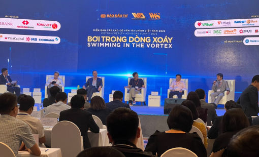 Nhận diện thách thức kinh tế Việt Nam đối mặt trong “vòng xoáy” khó khăn của toàn cầu