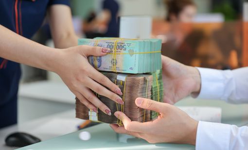Ngân hàng nào đang có lợi thế tăng trưởng tín dụng, cải thiện NIM?