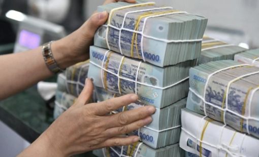 Ngân hàng tiếp tục giảm mạnh lãi suất cho vay