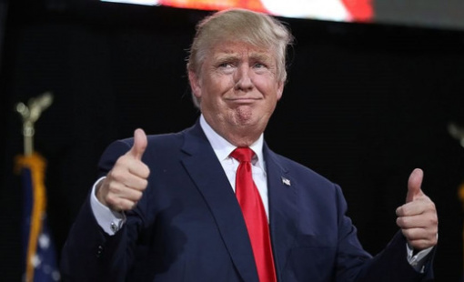 Ông Donald Trump nắm chắc chiến thắng đầu tay trong cuộc đua "giành vé" để trở lại Nhà Trắng