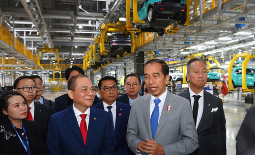 Vừa được Tổng thống Indonesia chào mừng đầu tư, hãng xe điện của ông Phạm Nhật Vượng đã phải chạm trán với "ông trùm" số 1 thế giới