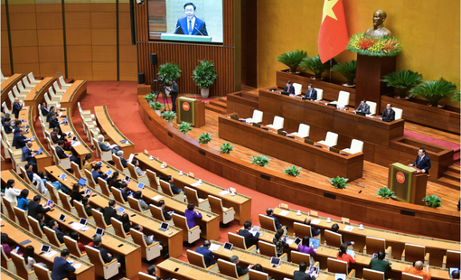 Quốc hội chính thức thông qua Luật Các tổ chức tín dụng (sửa đổi)