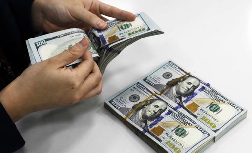 Tỷ giá USD/VND đi lên, giá vàng quay đầu giảm