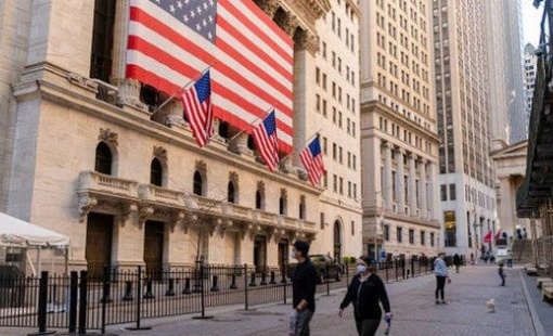 Kinh tế Mỹ tăng trưởng vượt kỳ vọng trong quý 4/2023, thoát suy thoái ngoạn mục