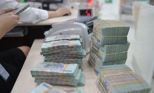 Ngân hàng đầu tiên trả cổ tức bằng tiền mặt trong năm 2024