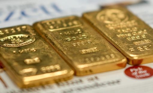 Giá vàng thế giới tiếp tục sụt giảm khi đồng USD vẫn mạnh lên
