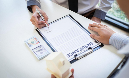 Vẫn còn hiện tượng khách hàng bị ép mua bảo hiểm khi vay vốn, Ngân hàng Nhà nước nói gì?