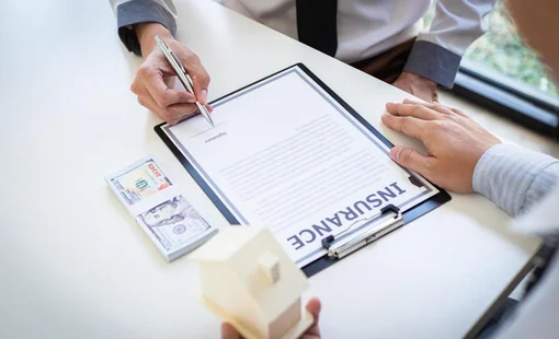 Vẫn còn hiện tượng khách hàng bị ép mua bảo hiểm khi vay vốn, Ngân hàng Nhà nước nói gì?