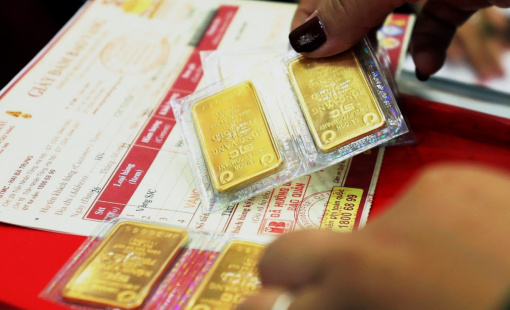 Giá vàng, tỷ giá cùng "dậy sóng"