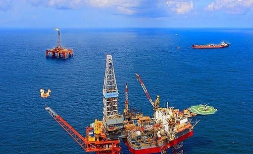 Siêu dự án 12 tỷ USD ngoài khơi của Việt Nam tăng tốc, “đại gia” dầu khí được dự báo lãi có thể vượt xa kế hoạch