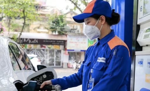 Tại sao Bộ Tài chính đề xuất tiếp tục giảm 50% thuế bảo vệ môi trường hết năm 2025?