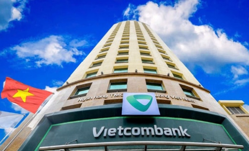Cuộc đua tăng vốn của “giới buôn tiền”: Vietcombank trở lại ngôi vương, BIDV và VietinBank ‘ngậm ngùi’ xếp sau hai nhà băng tư nhân