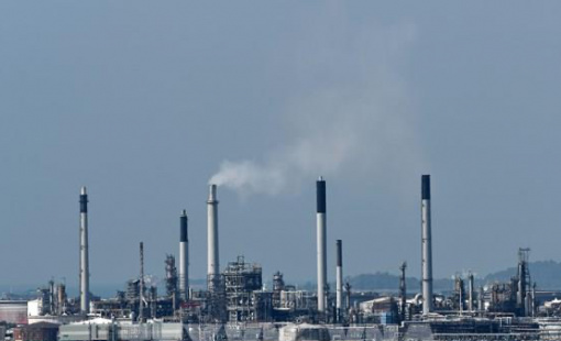 Giá dầu thế giới tăng hơn 1% do bất ổn địa chính trị gia tăng