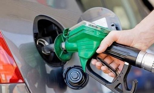 Xăng RON 95 chạm mốc 20.590 đồng/lít, dầu giảm mạnh