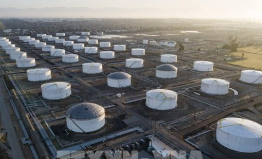 Giá dầu thế giới giằng co trước dự đoán Fed hạ lãi suất