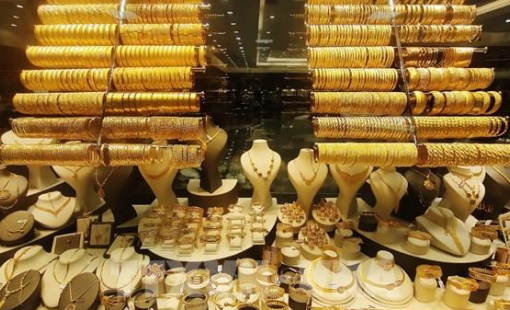 Giá vàng tăng nhẹ khi thị trường chờ đợi quyết sách từ Fed