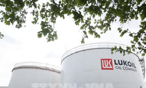 Giá dầu tại châu Á giảm từ mức cao nhất trong nhiều tuần