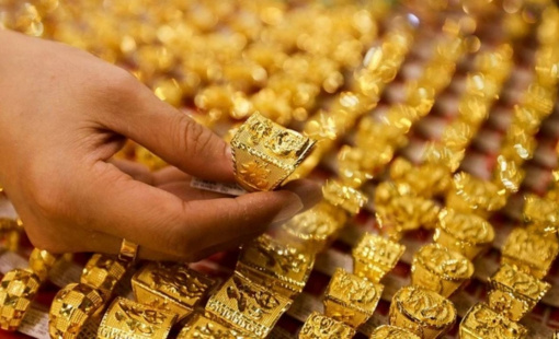 Giá vàng "lao dốc" sau cuộc họp của Fed