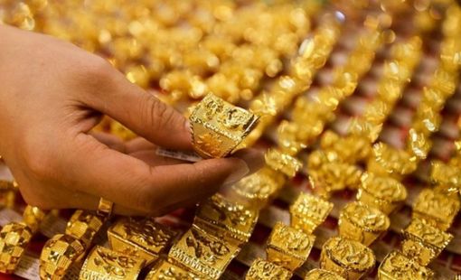 Giá vàng "lao dốc" sau cuộc họp của Fed