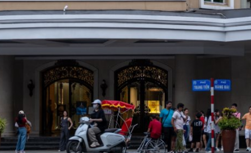 Hà Nội công bố bảng giá đất mới có hiệu lực ngay lập tức, áp dụng đến 31/12/2025: Nơi cao nhất có giá gần 700 triệu đồng/m2, gấp 6 lần giá cũ