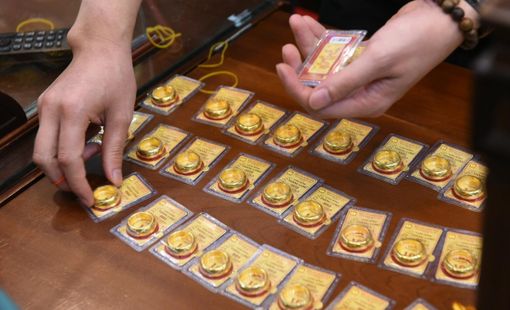 Vàng SJC và vàng nhẫn tăng gần triệu đồng mỗi lượng