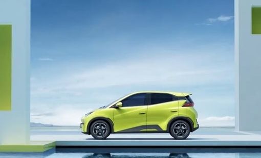 Lần đầu tiên trong lịch sử, doanh số bán xe điện sắp vượt xe xăng, Trung Quốc trở thành thị trường nóng nhất