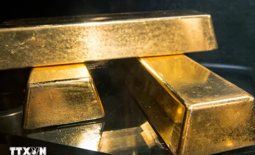 Đồng USD và lợi suất trái phiếu Mỹ tăng cao đẩy giá vàng đi xuống